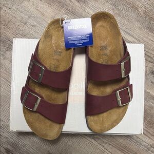 Fun and Beautiful Arzona Flex form Birkenstock sandals in nebuck leather